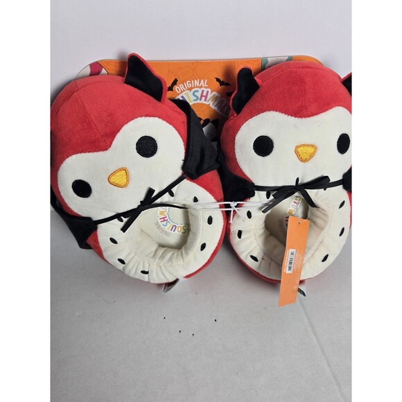 SQUISHMALLOWS Vampire Owl HALLOWEEN Limited Edition 2024 Slippers Sz 13/1 Youth - Picture 1 of 2